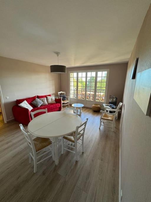 Apartment Calme Proche De La Avec Parking Villers-sur-Mer